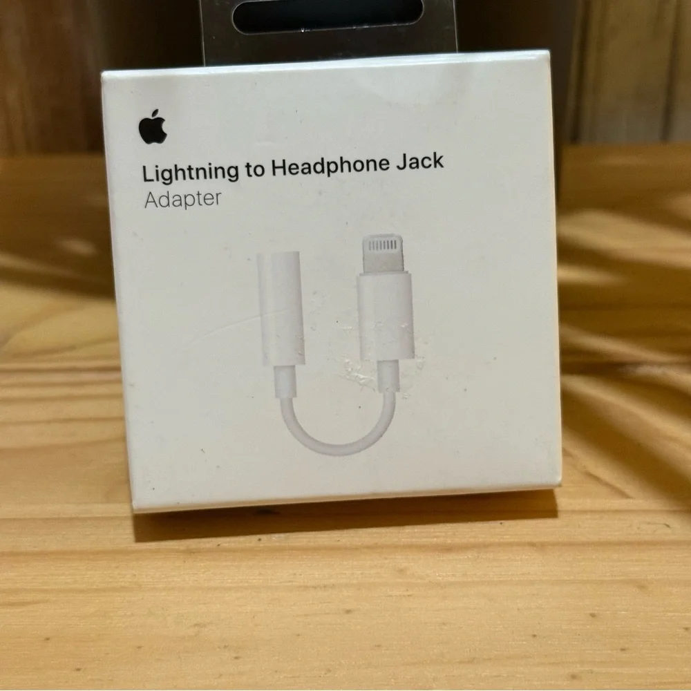 Apple premium earbuds